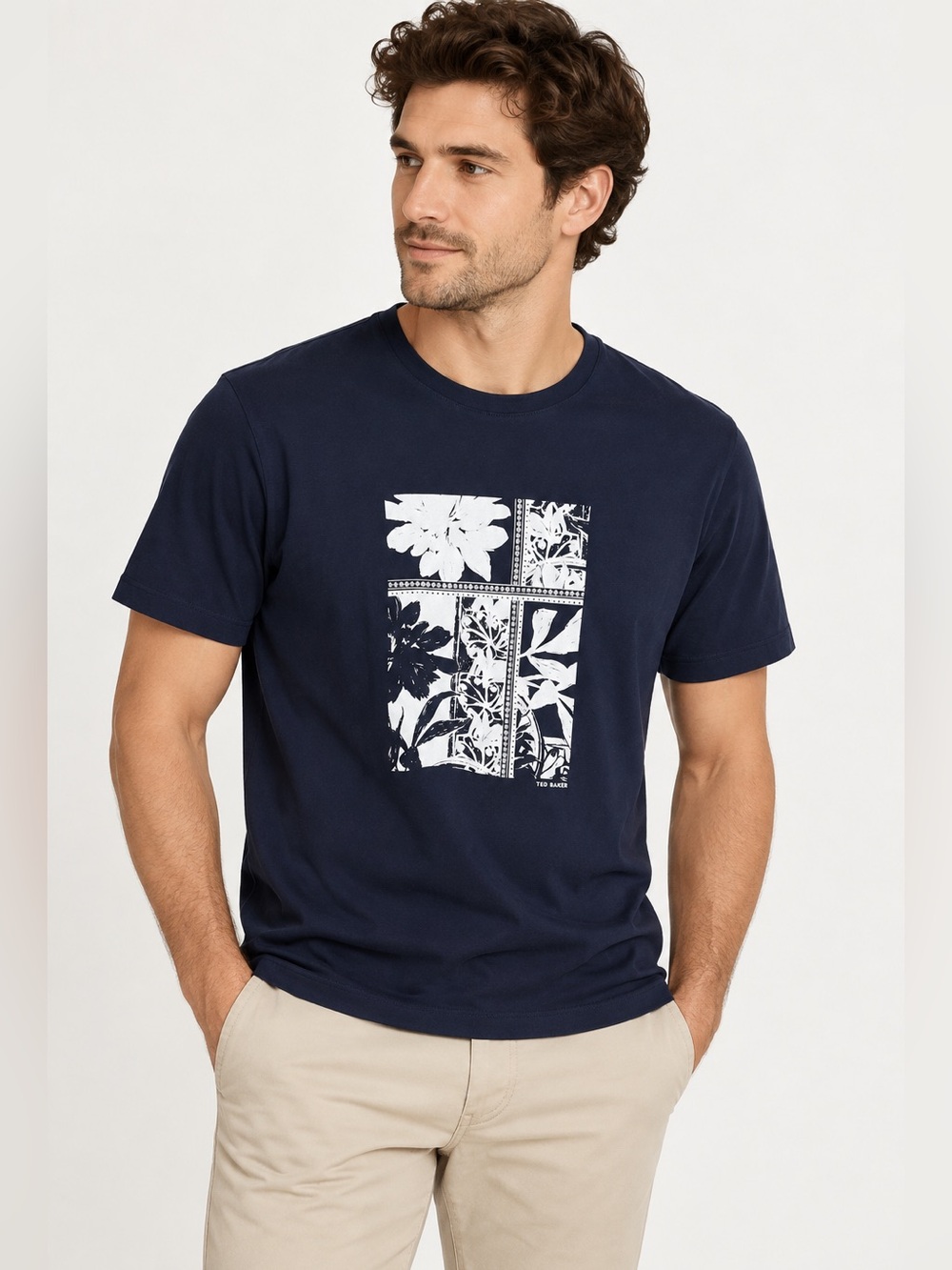 Ted Baker London Men’s Size XL Navy Floral Graphic Short Sleeve T-Shirt